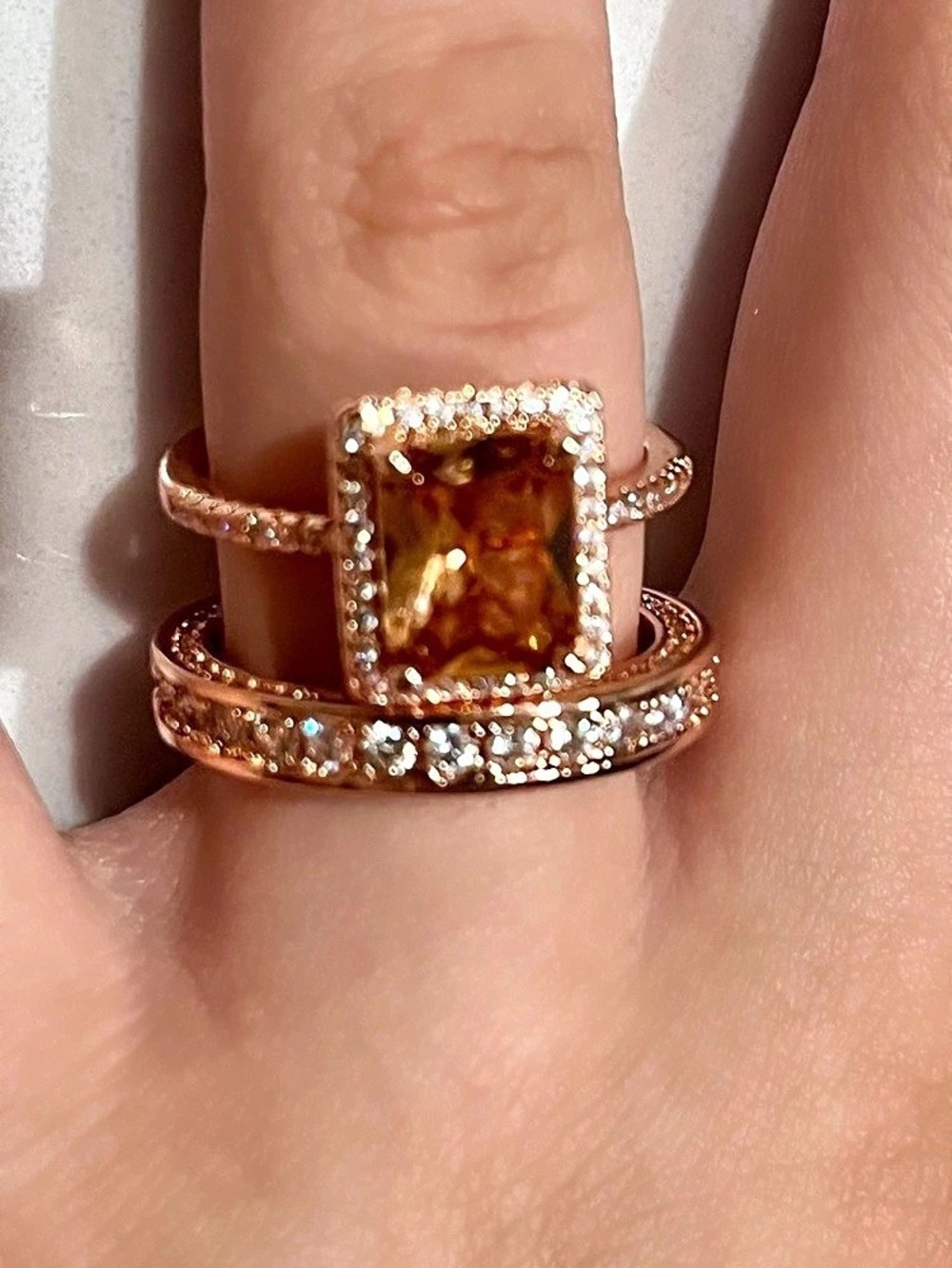 Square Sparkle Ring Set with warm amber-brown center stones, rose gold setting